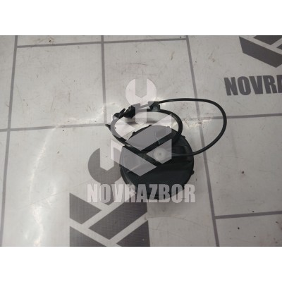 Крышка топливного бака Mazda Mazda 3  BK  02-09