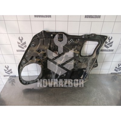 Накладка двери передней правой Mazda Mazda 3  BK  02-09
