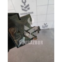 Замок двери передней правой Mazda Mazda 3  BK  02-09