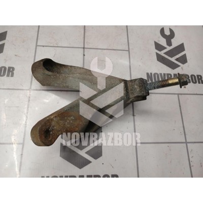Кронштейн КПП левый Mazda Mazda 3  BK  02-09
