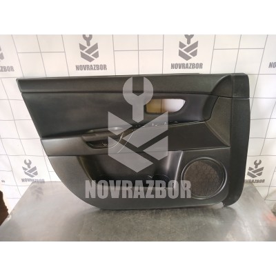 Обшивка двери комплект Mazda Mazda 3  BK  02-09
