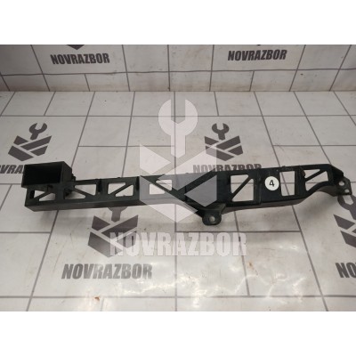 Кронштейн фар левый Mazda Mazda 3  BK  02-09