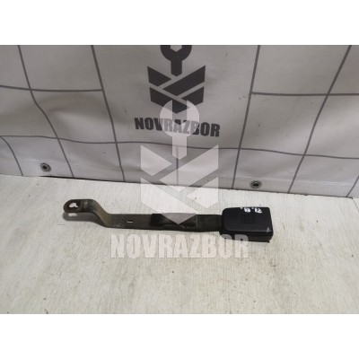 Ответная часть ремня безопасности VW Golf 3 Vento 91-97