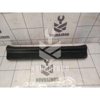 Накладка порога (внутренняя) Mazda Mazda 3  BK  02-09