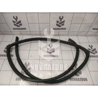 Уплотнитель двери Mazda Mazda 3  BK  02-09