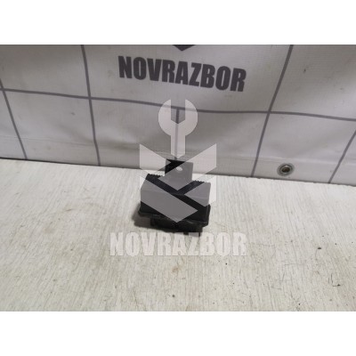 Реле топливного насоса Peugeot 307 2001-2008