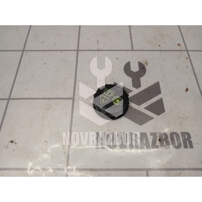 Крышка бачка тормозной жидкости Mazda Mazda 3  BK  02-09