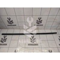 Молдинг стекла Mazda Mazda 3  BK  02-09