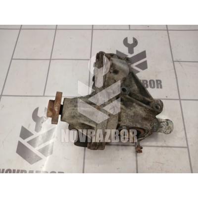 Корпус насоса водяного (помпы) VW Golf 3 Vento 91-97