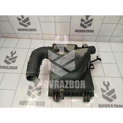 Корпус воздушного фильтра VW Golf 3 Vento 91-97