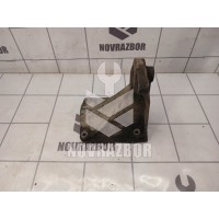 Кронштейн двигателя правый VW Golf 3 Vento 91-97