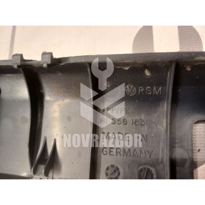 Накладка декоративная VW Golf 3 Vento 91-97