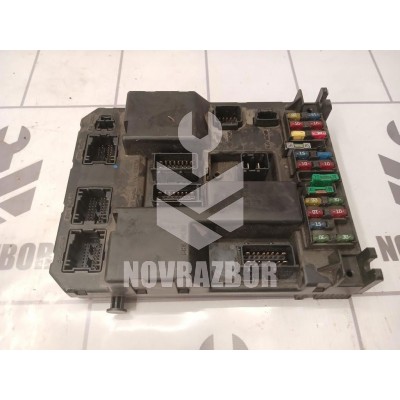 Блок предохранителей Peugeot 307 2001-2008