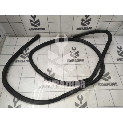 Уплотнитель двери VW Golf 3 Vento 91-97 Уплотнитель двери VW Golf 3 Vento 91-97