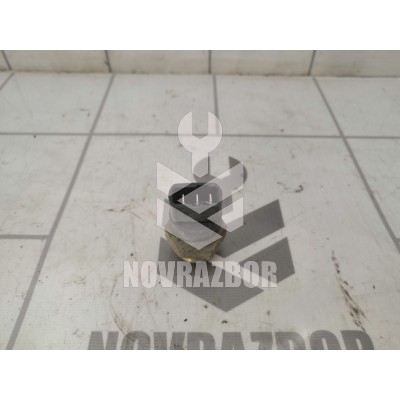 Датчик включения вентилятора VW Golf 3 Vento 91-97