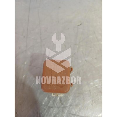 Реле Nissan Almera N16 2000-2006