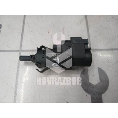 Датчик включения стопсигнала Ford Focus 2 05-08
