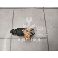 Форсунка инжекторная VW Golf 4 Bora 97-05