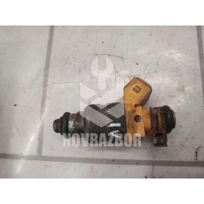 Форсунка инжекторная VW Golf 4 Bora 97-05