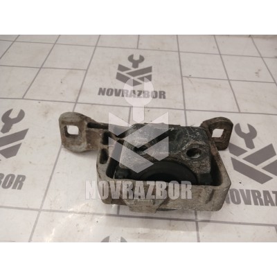 Опора двигателя правая Ford Focus 2 05-08