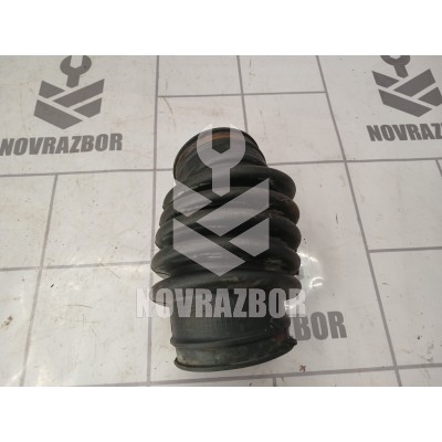 Патрубок воздушного фильтра Ford Focus 2 05-08