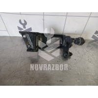 Кронштейн VW Golf 4 Bora 97-05