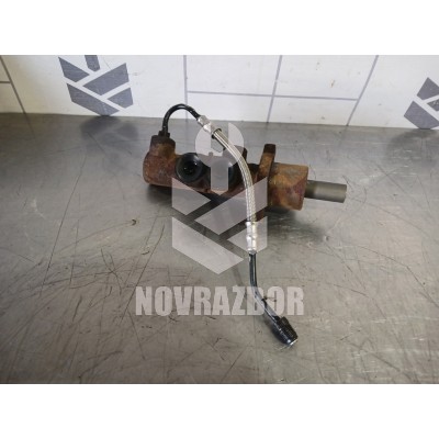 Цилиндр тормозной главный VW Golf 4 Bora 97-05