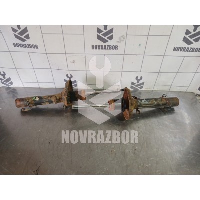 Амортизатор передний VW Golf 4 Bora 97-05