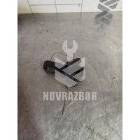 Кронштейн радиатора VW Golf 4 Bora 97-05