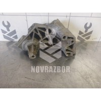 Кронштейн опоры двигателя VW Golf 4 Bora 97-05