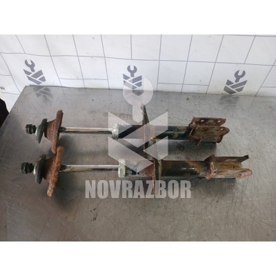 Амортизатор передний Renault Logan 2005-2014