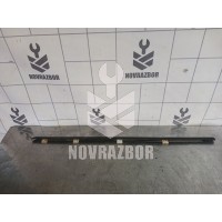 Молдинг стекла Mazda 323 BA 94-98