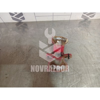 Петля двери задней правой верхняя Mazda 323 BA 94-98