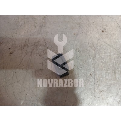 Кнопка стеклоподъемника Mazda 323 BA 94-98