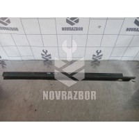 Уплотнитель стекла двери Audi 80  90  B3  86-91
