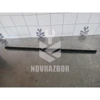 Уплотнитель стекла двери Audi 80  90  B3  86-91