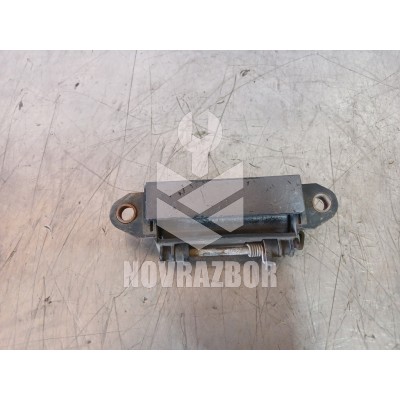 Ручка двери задней наружная правая Audi 80  90  B3  86-91
