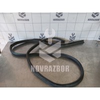 Уплотнитель двери Renault Logan 2005-2014