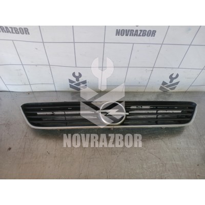 Решетка радиатора Opel Astra G 1998-2005