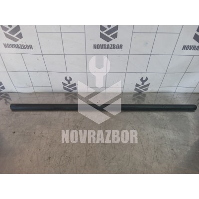 Молдинг передней левой двери Renault Logan 2005-2014