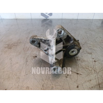 Кронштейн КПП Ford Focus 2 05-08