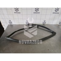Уплотнитель стекла двери Renault Clio 2 Symbol 1998-2008
