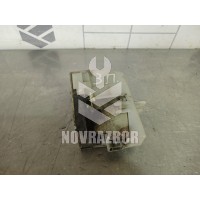 Замок двери задней правой Renault Clio 2 Symbol 1998-2008