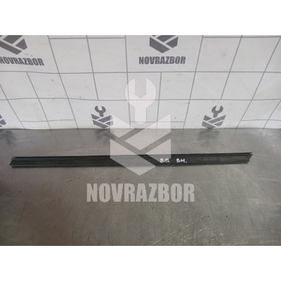 Накладка стекла переднего правого Kia RIO 1 2000-2004