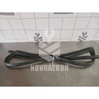 Уплотнитель стекла двери Kia RIO 1 2000-2004