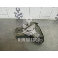 Кронштейн двигателя правый Audi 80  90  B3  86-91