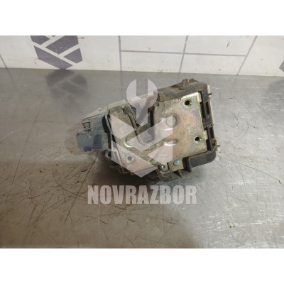 Замок двери задней левой VW Golf 3 Vento 91-97 Замок двери задней левой VW Golf 3 Vento 91-97