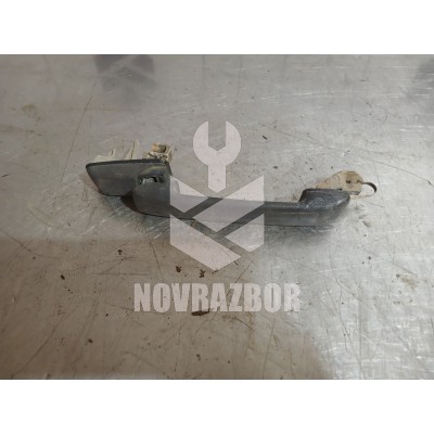 Ручка двери наружная правая VW Golf 3 Vento 91-97 Ручка двери наружная правая VW Golf 3 Vento 91-97