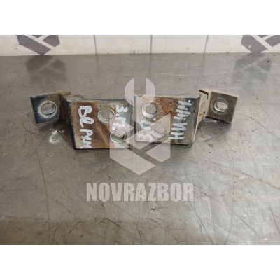 Петля двери задней правой верхняя VW Golf 3 Vento 91-97 Петля двери задней правой верхняя VW Golf 3 Vento 91-97