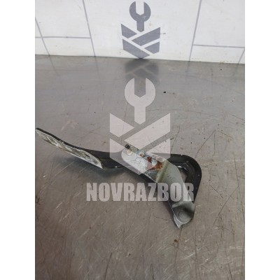 Петля капота левая Ford Focus 2 05-08